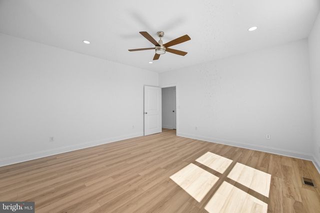 607 SLONAKER LN, Martinsburg, WV 25405