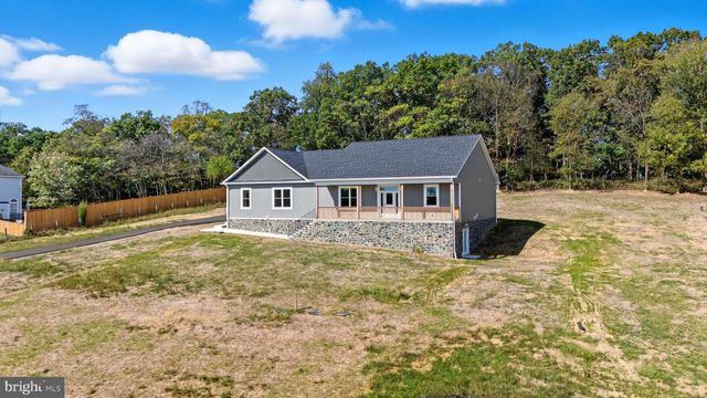 607 SLONAKER LN, Martinsburg, WV 25405