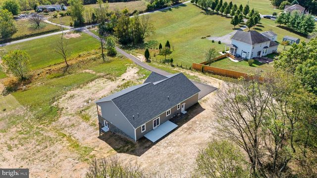 607 SLONAKER LN, Martinsburg, WV 25405