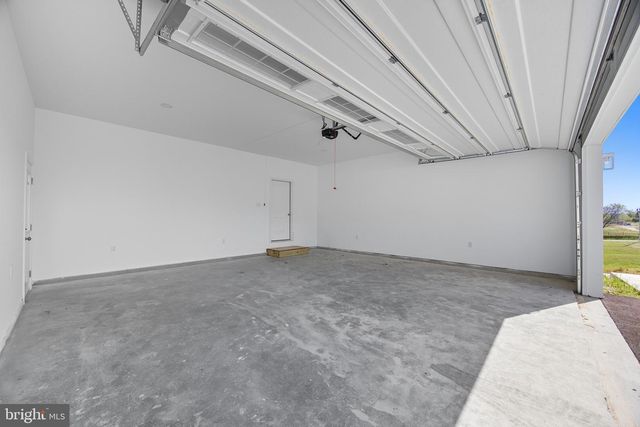 607 SLONAKER LN, Martinsburg, WV 25405