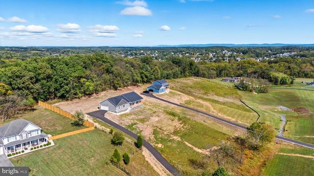 607 SLONAKER LN, Martinsburg, WV 25405