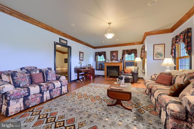 310 MAIL ROUTE, Sinking Spring, PA 19608