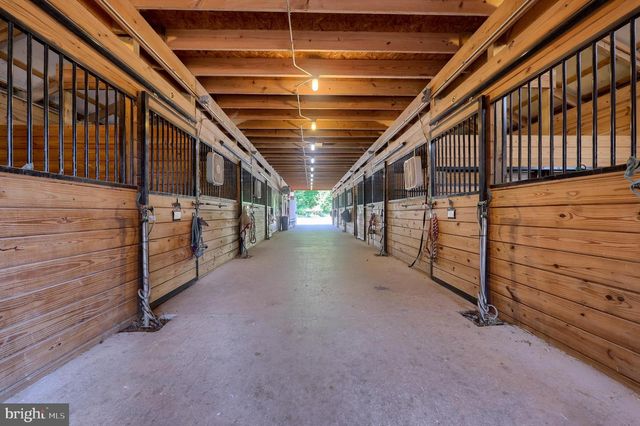 310 MAIL ROUTE, Sinking Spring, PA 19608