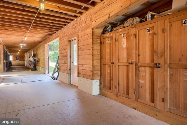 310 MAIL ROUTE, Sinking Spring, PA 19608