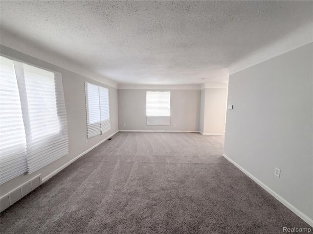 26311 Hopkins Street, Inkster, MI 48141