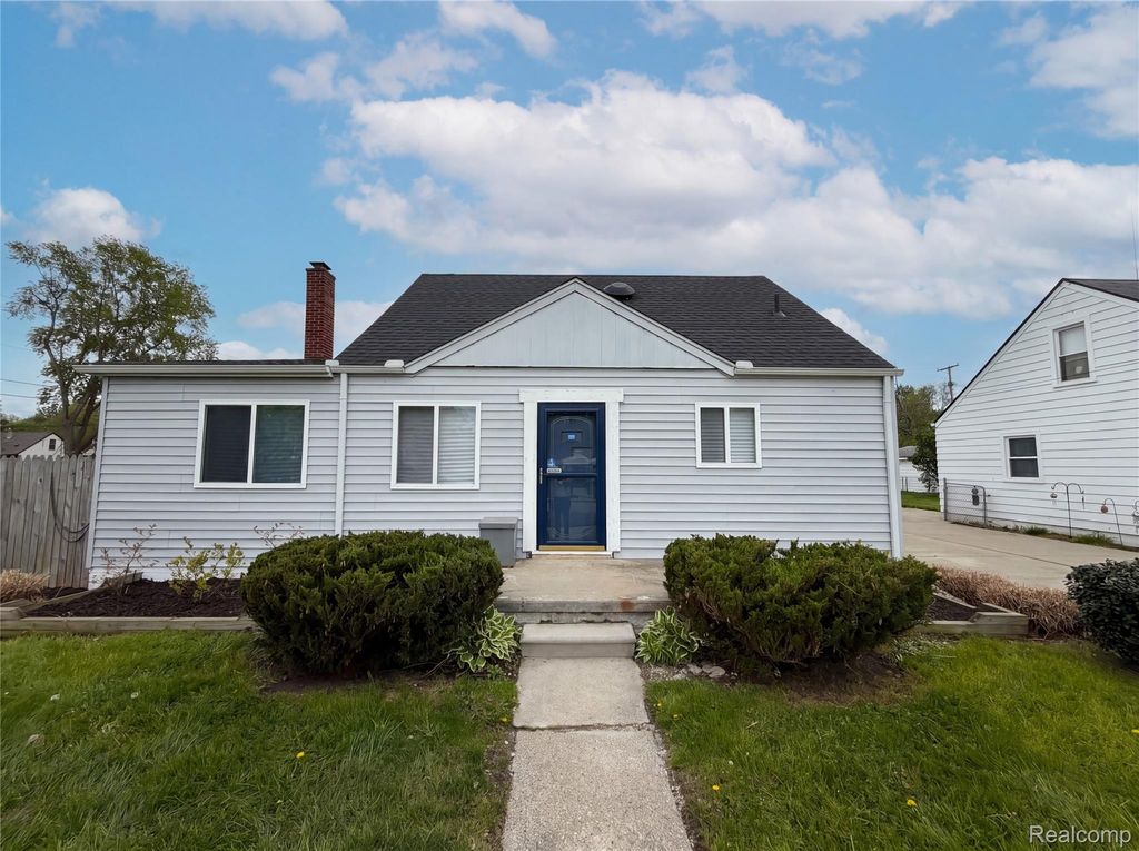 26311 Hopkins Street, Inkster, MI 48141
