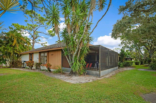 6186 Brandon Street, Palm Beach Gardens, FL 33418