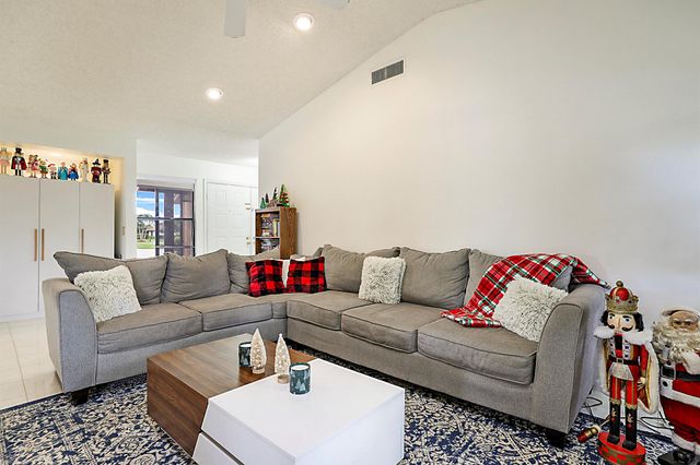 6186 Brandon Street, Palm Beach Gardens, FL 33418