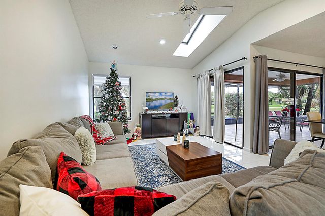 6186 Brandon Street, Palm Beach Gardens, FL 33418