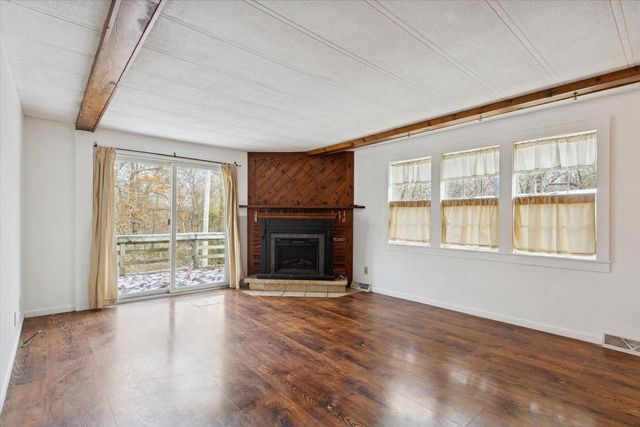 74 Falling Creek Circle, Janesville, WI 53548