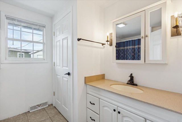 74 Falling Creek Circle, Janesville, WI 53548