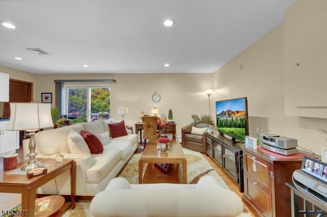 16 Argus Ave, Butler Boro, NJ 07405