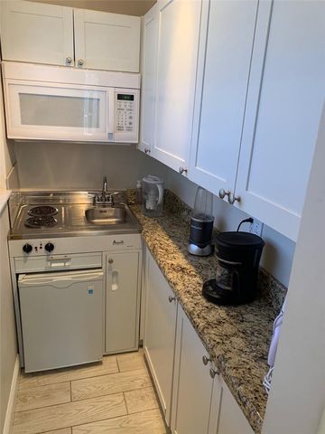 2920 N Ocean Boulevard 1, Fort Lauderdale, FL 33308