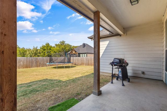 3221 George Avenue, Forest Hill, TX 76119