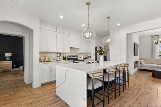 3221 George Avenue, Forest Hill, TX 76119