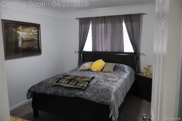 11114 Greendale Drive, Sterling Heights, MI 48312