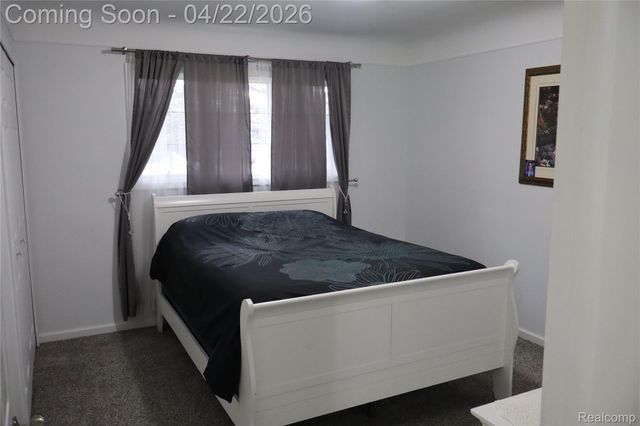 11114 Greendale Drive, Sterling Heights, MI 48312