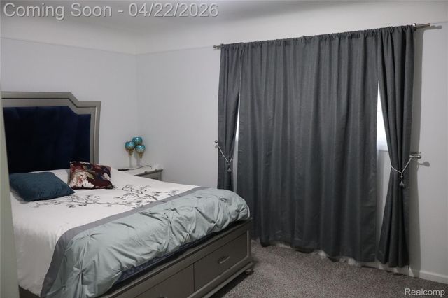 11114 Greendale Drive, Sterling Heights, MI 48312