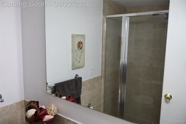 11114 Greendale Drive, Sterling Heights, MI 48312