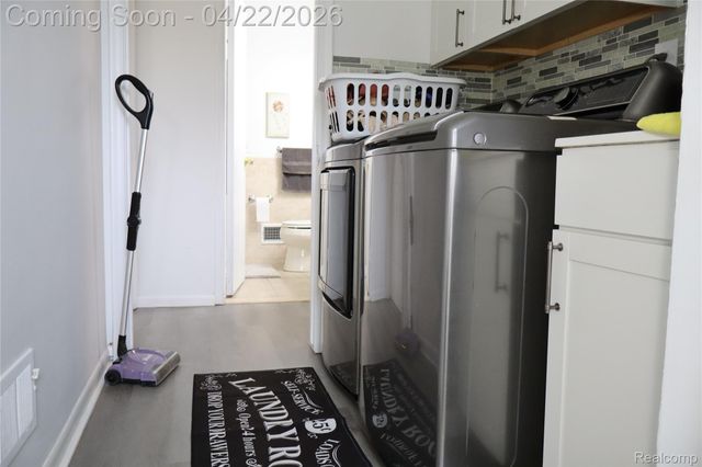 11114 Greendale Drive, Sterling Heights, MI 48312