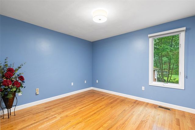9 Eagle Nest Drive, Lincoln, RI 02865