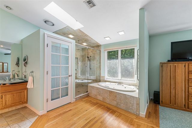 9 Eagle Nest Drive, Lincoln, RI 02865