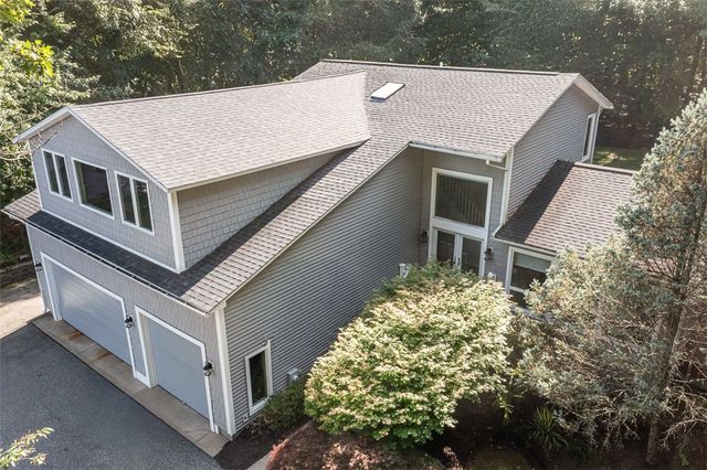 9 Eagle Nest Drive, Lincoln, RI 02865