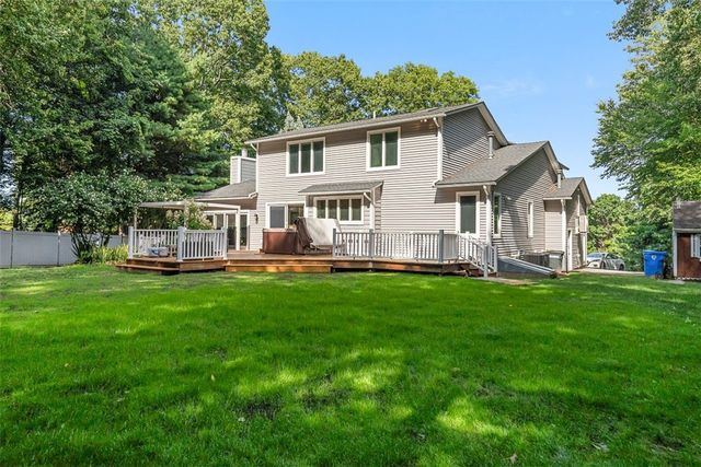 9 Eagle Nest Drive, Lincoln, RI 02865