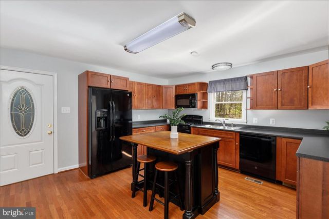 10059 CLARKES RD, Bealeton, VA 22712
