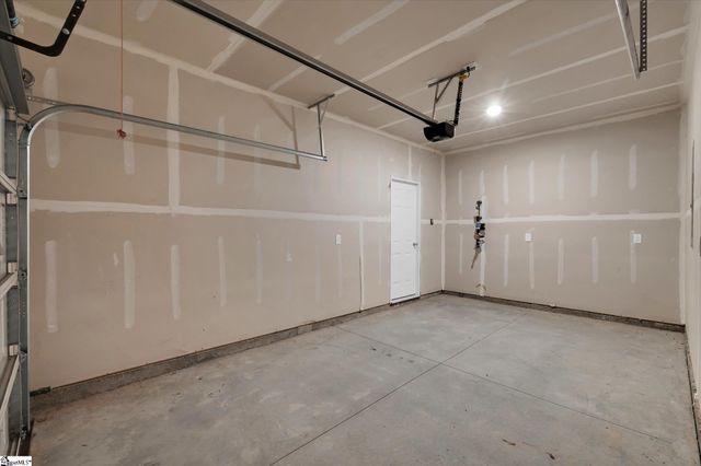 318 E Compass Way, Easley, SC 29640