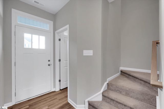 318 E Compass Way, Easley, SC 29640