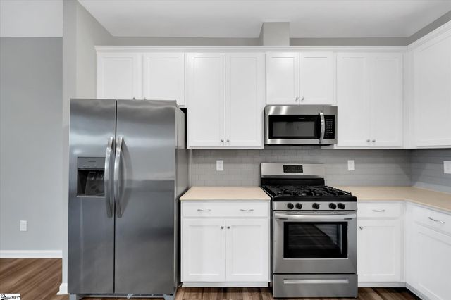 318 E Compass Way, Easley, SC 29640