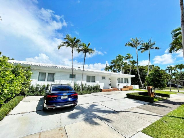 290 E Shore Drive E 290, Miami, FL 33133