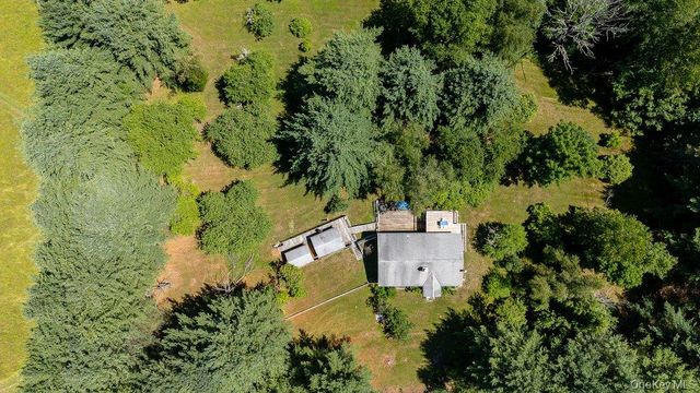 2082 Ulster Heights Road, Ellenville, NY 12788