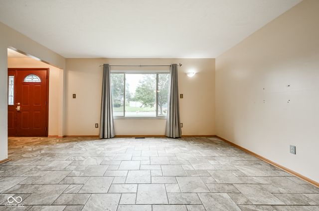 2724 Andy Drive, Indianapolis, IN 46229