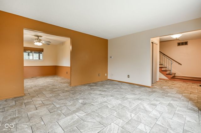 2724 Andy Drive, Indianapolis, IN 46229