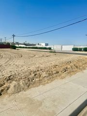 385 W Almy Avenue, Fresno, CA 93706