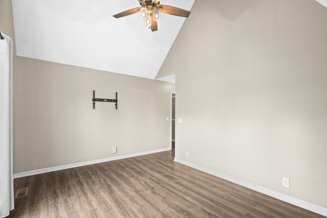1101 N Corinth Rd, Portland, TN 37148