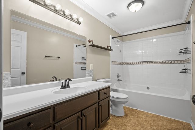 1101 N Corinth Rd, Portland, TN 37148