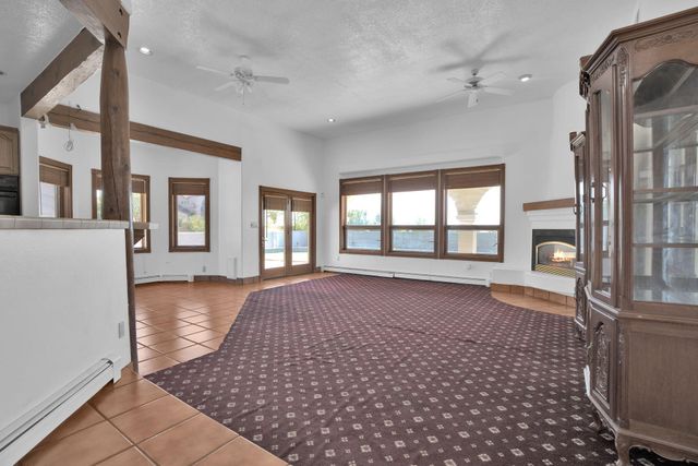 6116 AGATE Avenue NW, Albuquerque, NM 87120