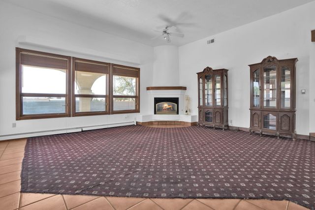 6116 AGATE Avenue NW, Albuquerque, NM 87120