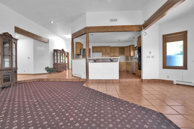 6116 AGATE Avenue NW, Albuquerque, NM 87120