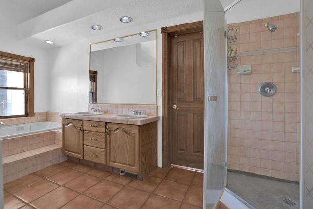 6116 AGATE Avenue NW, Albuquerque, NM 87120