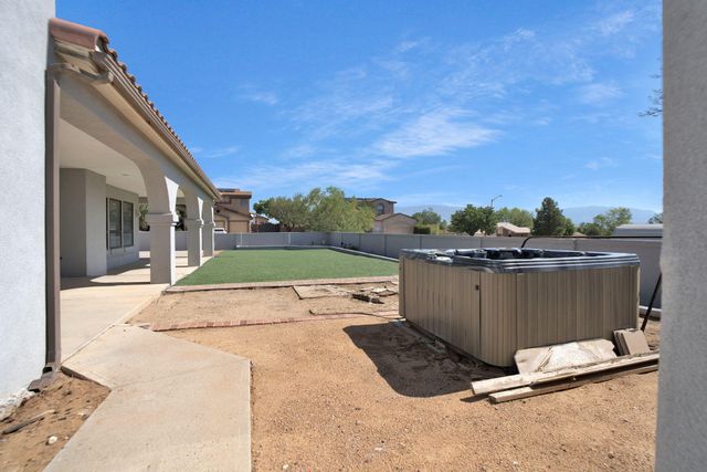 6116 AGATE Avenue NW, Albuquerque, NM 87120