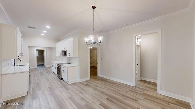 717 E 7th Street, Crowley, LA 70526