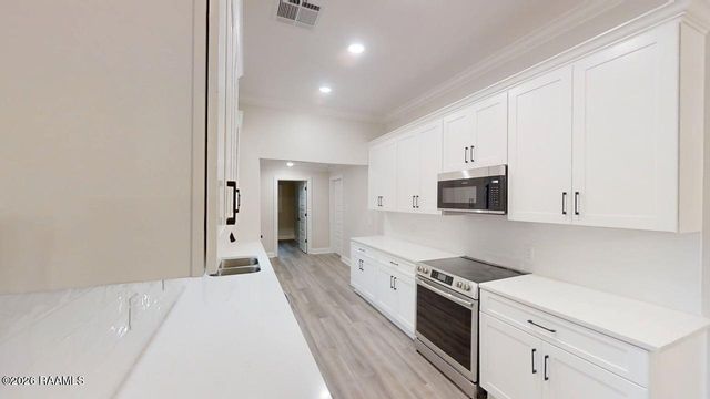 717 E 7th Street, Crowley, LA 70526