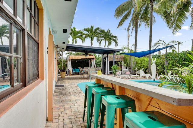 4460 NE 17th Terrace, Oakland Park, FL 33334