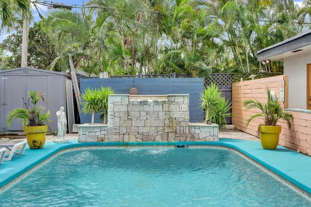 4460 NE 17th Terrace, Oakland Park, FL 33334