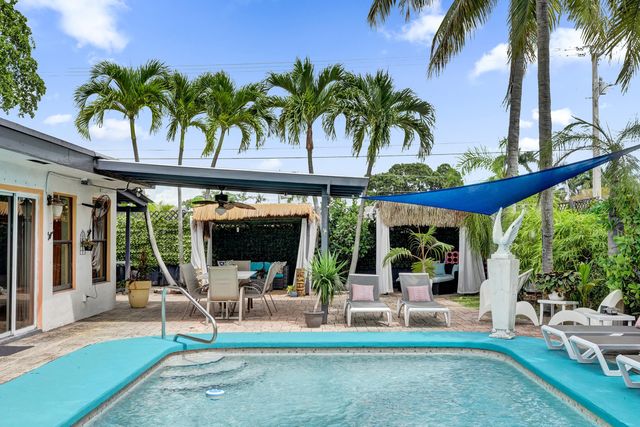 4460 NE 17th Terrace, Oakland Park, FL 33334