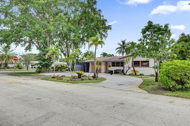 4460 NE 17th Terrace, Oakland Park, FL 33334